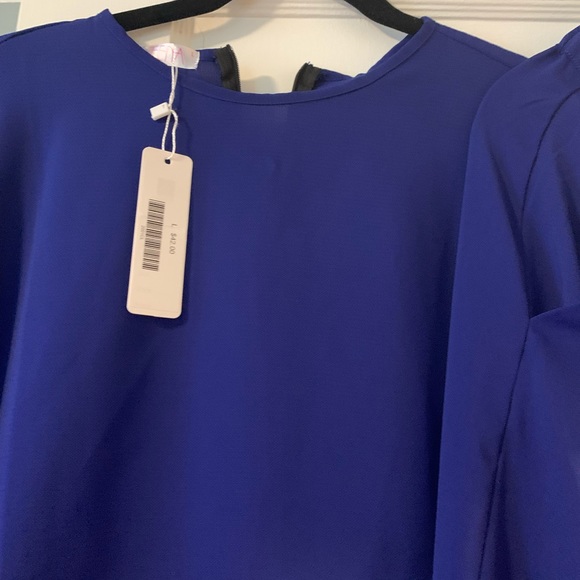 Zeena - Picture 3 of 3